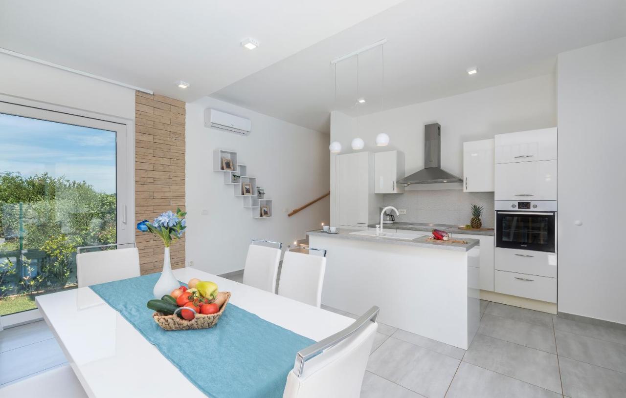Villa Selest Umag Exterior foto